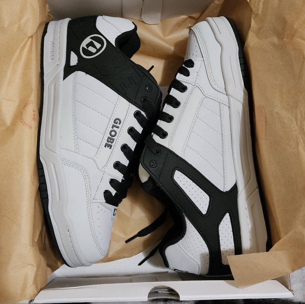 GLOBE - TILT - 10.5 M ALLOY/BLACK